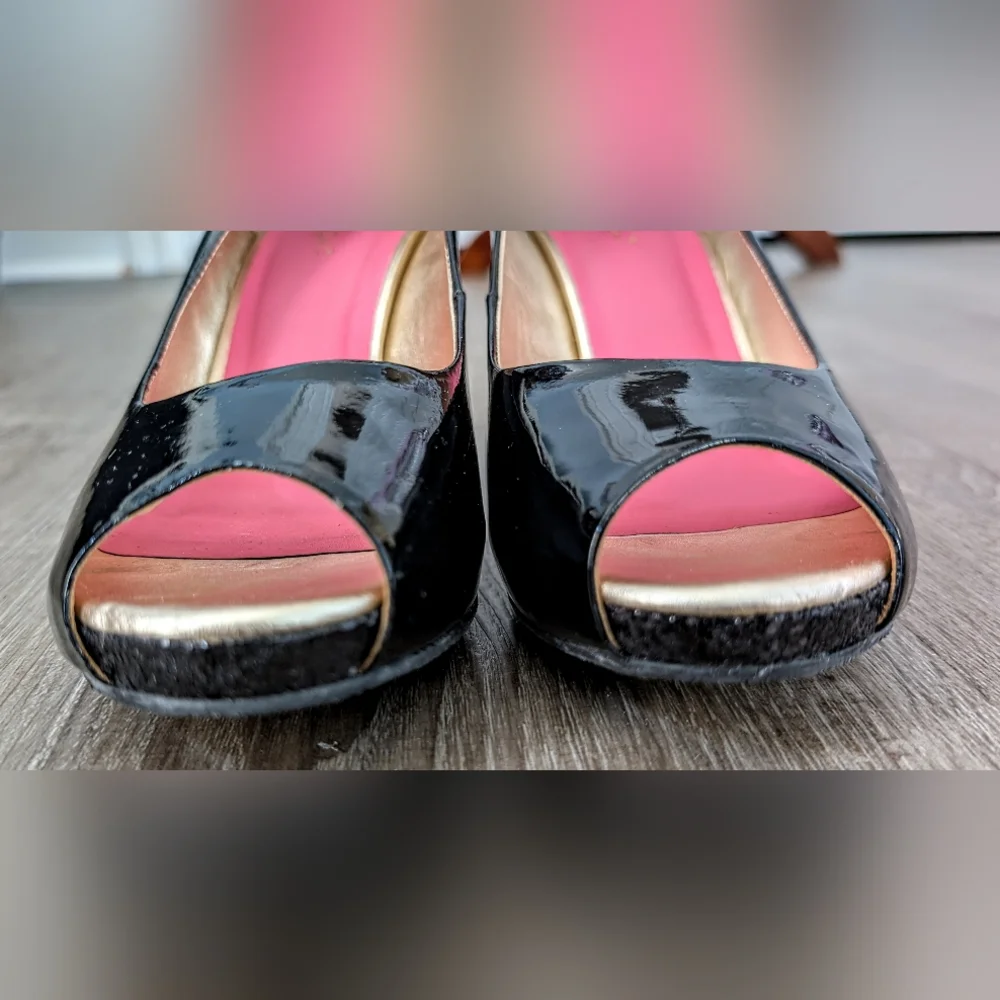 Lilly Pulitzer Black Patent Leather Glitter Wedges Size 9  EUC